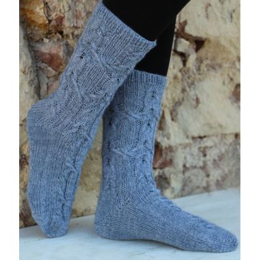 !Socks with Cable Pattern (R0400) PDF - FREE SOCK PATTERN WITH PURCHASE OF SOCK YARN (Please add to your cart if you would like a cop