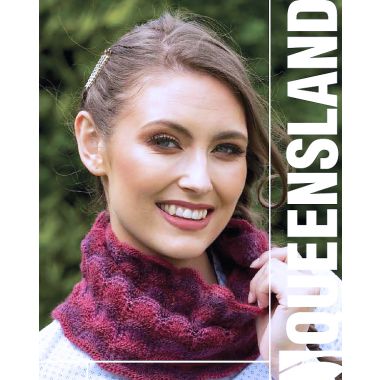 A Sport Weight Yarn Pattern - Elda Cowl (PDF)