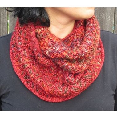 HiKoo Llamor Pattern - Suzanne's Cowl - FREE DOWNLOAD LINK IN DESCRIPTION